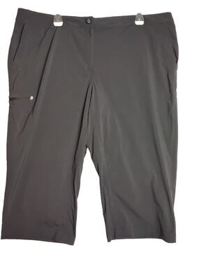 LL Bean Pants Women's 20 Petite Black  Crop Capri Hiking Outdoor Adjustable